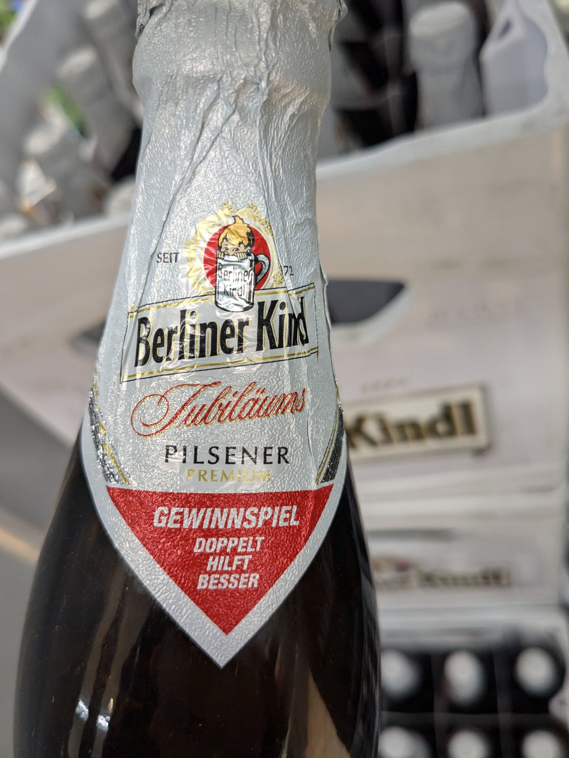 Berliner Kindl Doppelt hilft besser: täglich 1000 Euro gewinnen, 1000 Euro Spenden